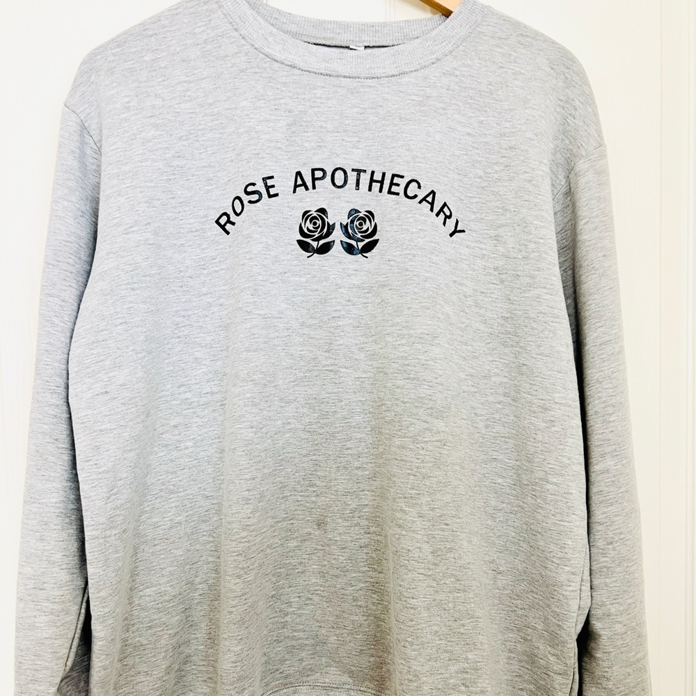 Women's Heather Gray "Rose Apothecary" Pullover Sweatshirt Size XL
